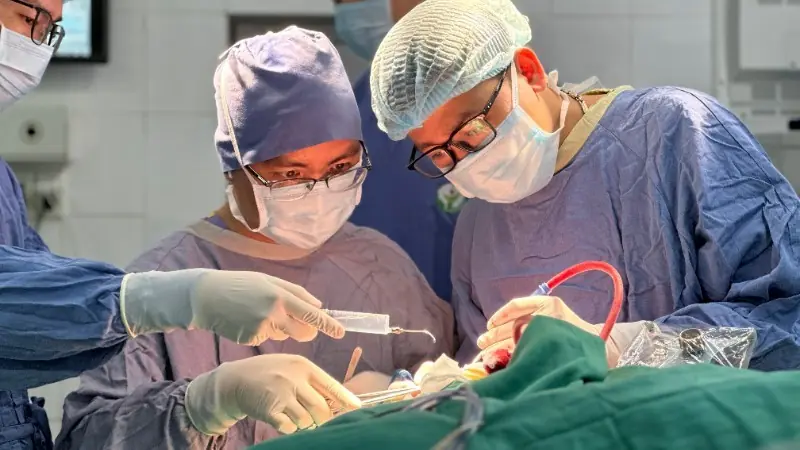 Làm chủ kỹ thuật đặt điện cực trong phẫu thuật u não